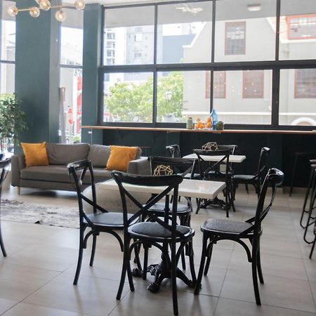 The Rhino Hotel & Apartments Cape Town Exterior photo